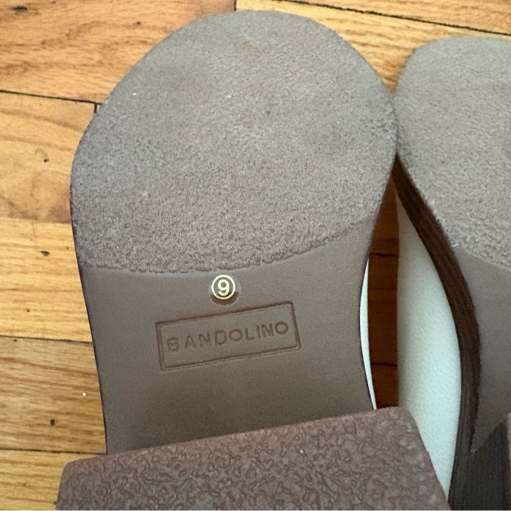 Bandolino White Chelsea Boots Size 9 - Picture 6 of 6